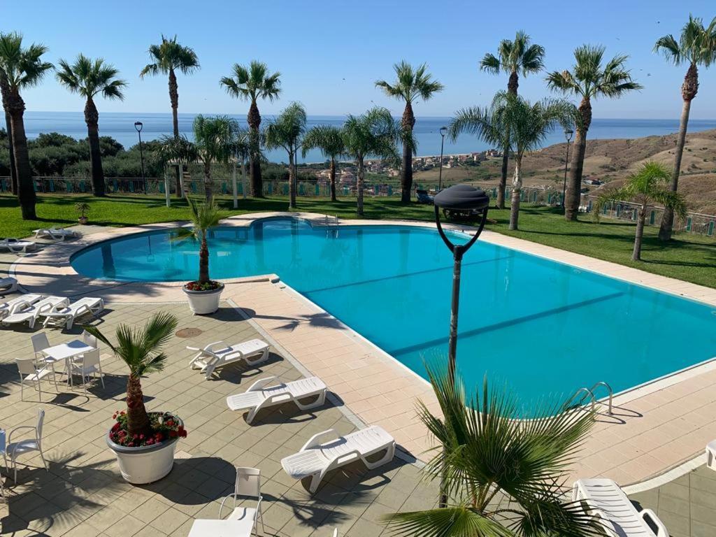Partenone Resort Hotel Riace Marina Exterior photo