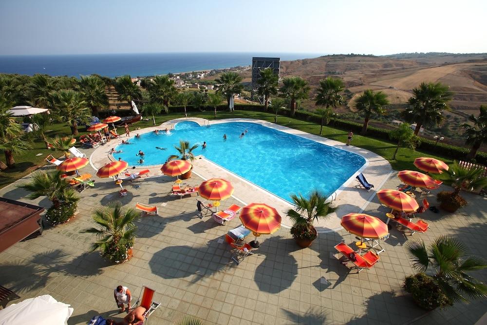 Partenone Resort Hotel Riace Marina Exterior photo