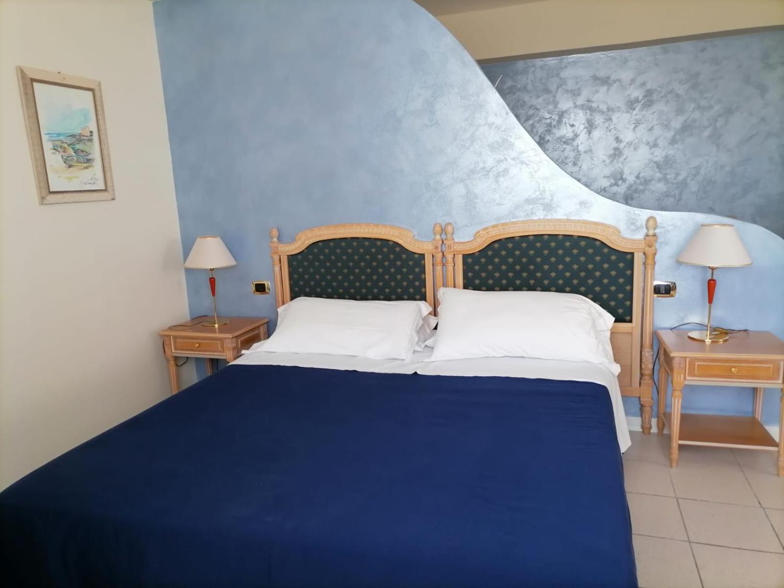 Partenone Resort Hotel Riace Marina Exterior photo