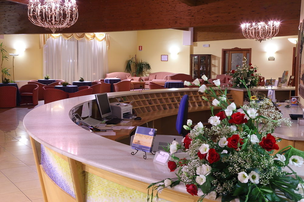 Partenone Resort Hotel Riace Marina Exterior photo