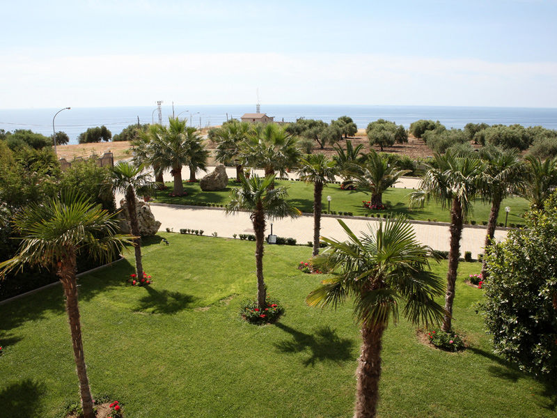 Partenone Resort Hotel Riace Marina Exterior photo